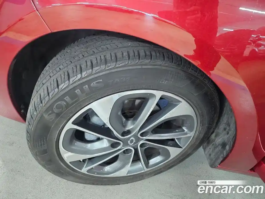 Renault SM3 2015 1.6 Автомат в Москве № 244389, фото 18