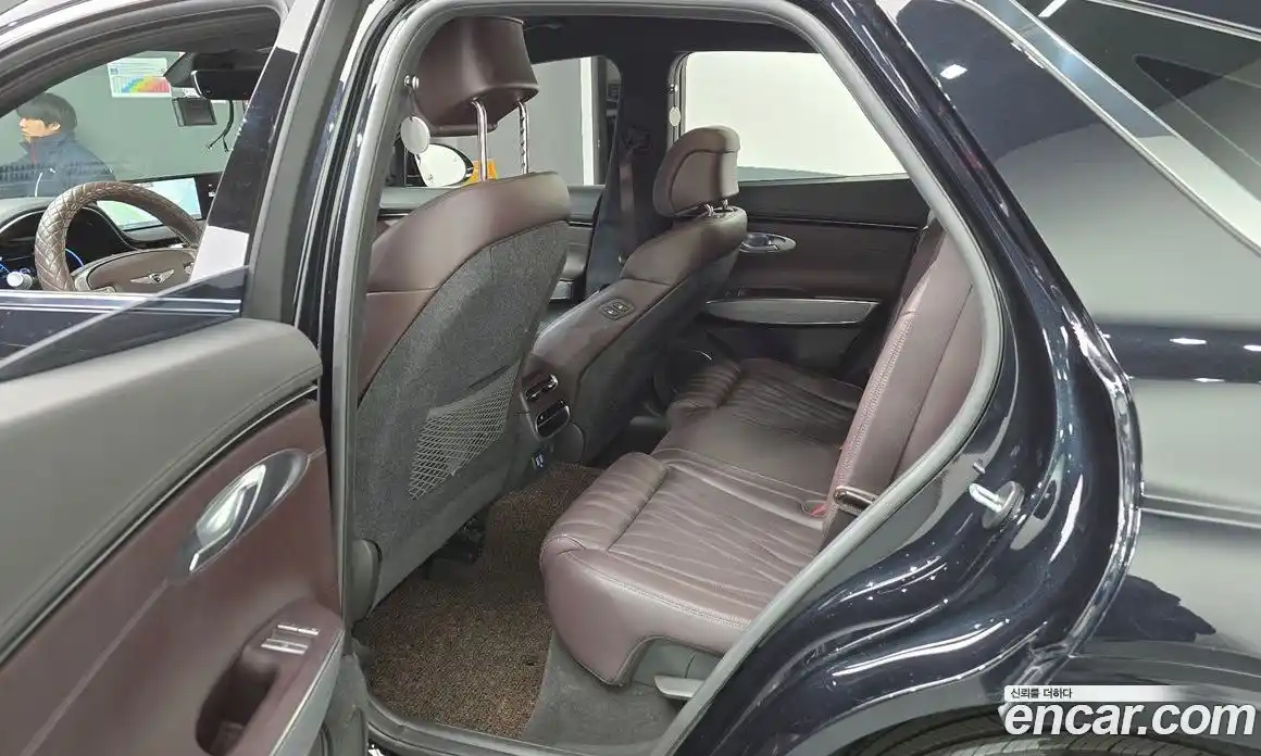 Genesis GV70 2021 2.5 Автомат в Москве № 25056, фото 18