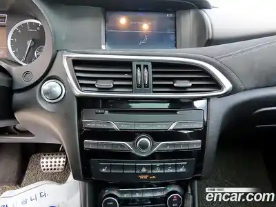 Infiniti Q30 2017 2.0 Автомат в Москве № 256201, миниатюра 12