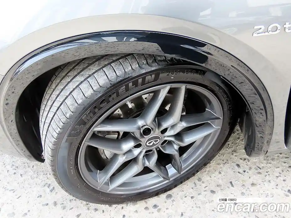 Infiniti Q30 2017 2.0 Автомат в Москве № 256201, фото 19