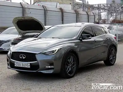 Infiniti Q30 2017 2.0 Автомат в Москве № 256201, миниатюра 2