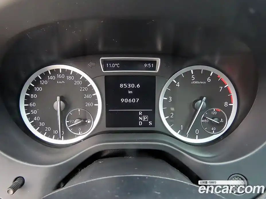 Infiniti Q30 2017 2.0 Автомат в Москве № 256201, фото 9