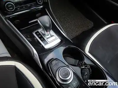 Infiniti Q30 2017 2.0 Автомат в Москве № 256201, миниатюра 10