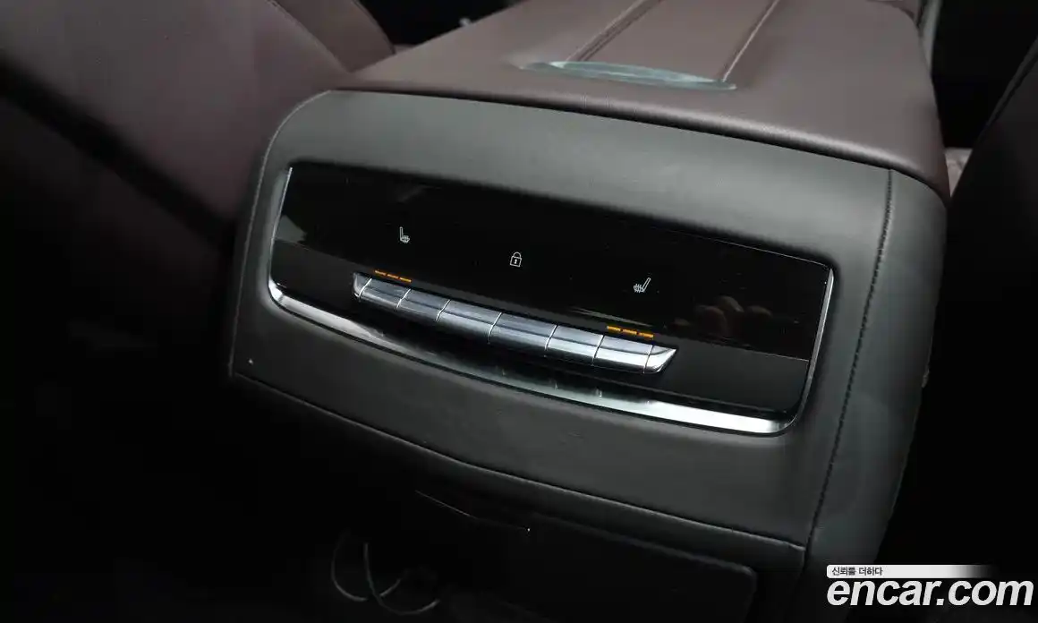 Cadillac Escalade 2023 6.2 Автомат в Москве № 256385, фото 8