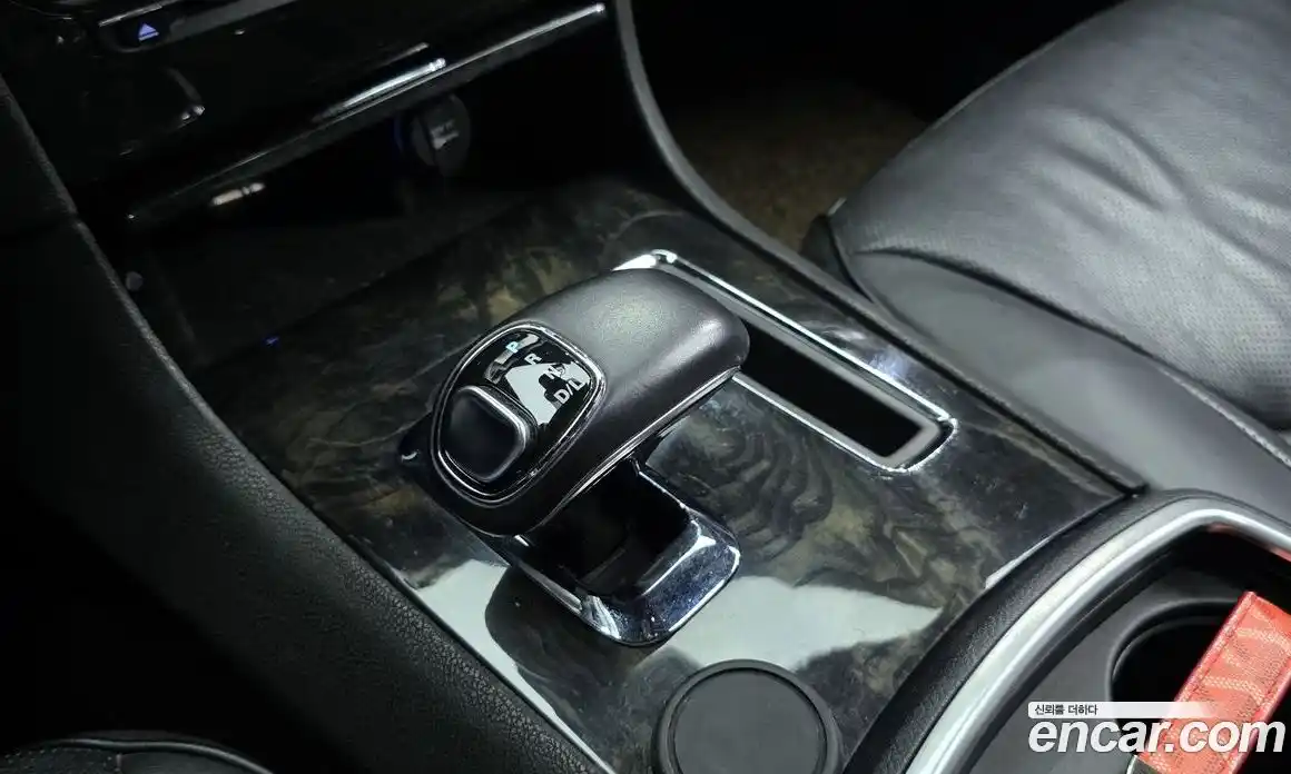 Chrysler 300C 2012 3.6 Автомат в Москве № 256766, фото 9