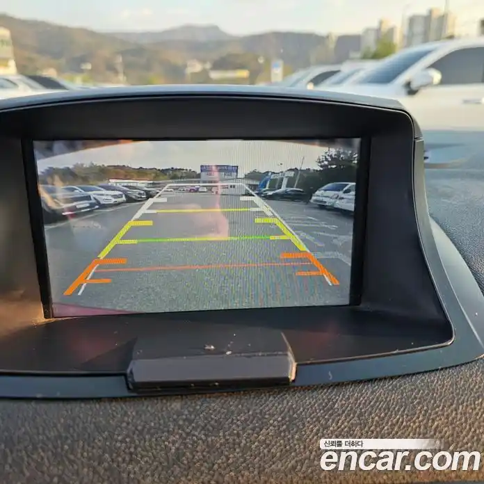 Renault SM3 2015 1.6 Автомат в Москве № 266436, фото 8