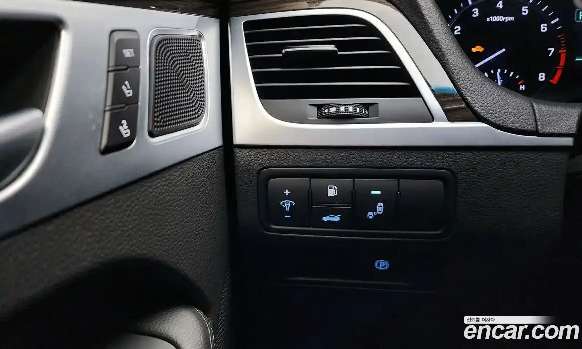 Genesis G80 2018 3.3 Автомат в Москве № 26836, фото 14