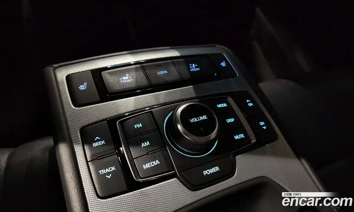 Genesis G80 2018 3.3 Автомат в Москве № 26836, фото 10