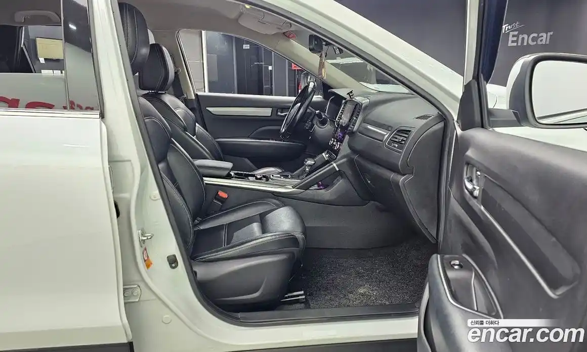 Renault QM6 2020 2.0 Автомат в Москве № 276016, фото 14