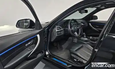 BMW 3-Series 2017 2.0 Автомат в Москве № 284083, миниатюра 4