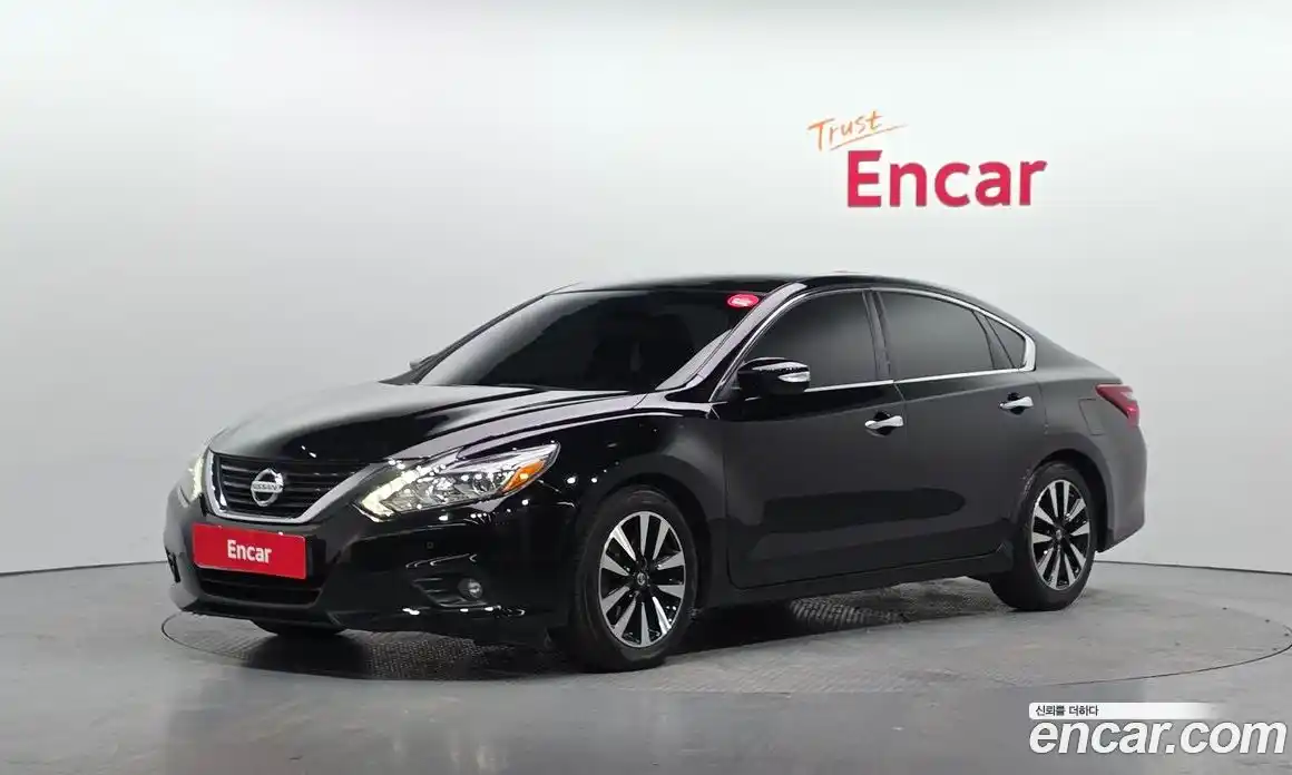 Nissan Altima 2018 2.5 Автомат в Москве № 284990, фото 14