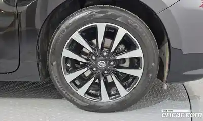 Nissan Altima 2018 2.5 Автомат в Москве № 284990, миниатюра 2