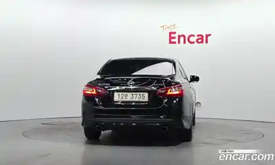 Nissan Altima 2018 2.5 Автомат в Москве № 284990, миниатюра 9