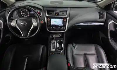 Nissan Altima 2018 2.5 Автомат в Москве № 284990, миниатюра 10