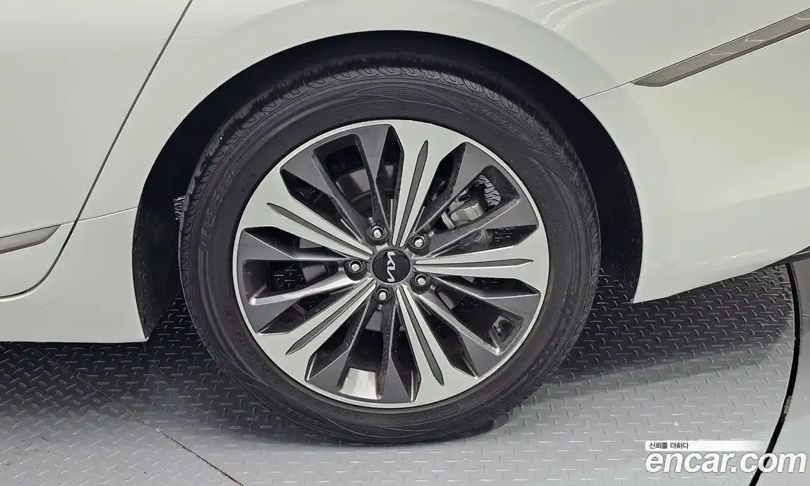 Kia K8 2022 3.5 Автомат в Москве № 288283, фото 19