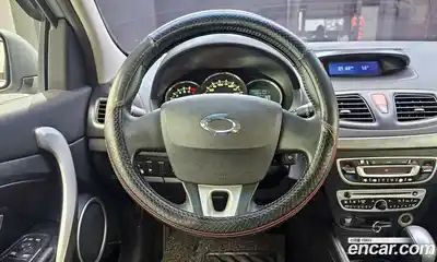 Renault SM3 2010 1.6 Автомат в Москве № 301071, миниатюра 5