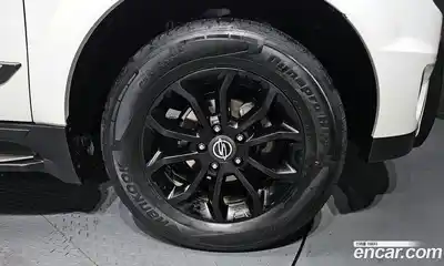 SsangYong Korando 2018 2.2 Автомат в Москве № 30181, миниатюра 5