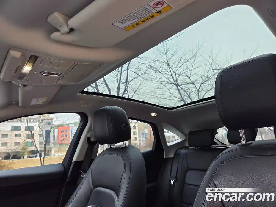 Jaguar E-Pace 2018 2.0 Автомат в Москве № 305182, фото 11