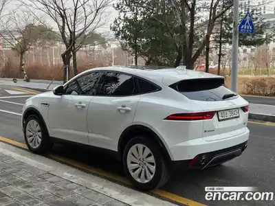 Jaguar E-Pace 2018 2.0 Автомат в Москве № 305182, миниатюра 2