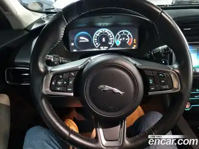 Jaguar F-Pace 2018 2.0 Автомат в Москве № 305210, миниатюра 11