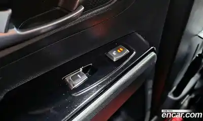 SsangYong Korando 2021 1.5 Автомат в Москве № 30548, миниатюра 3