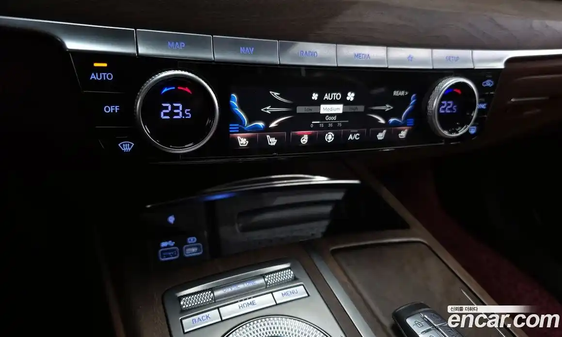 Genesis G80 2022 2.5 Автомат в Москве № 308813, фото 18