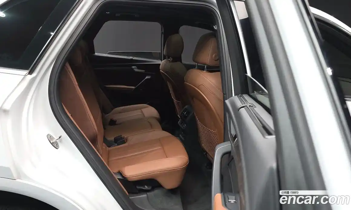 Audi Q5 2023 2.0 Автомат в Москве № 311708, фото 12