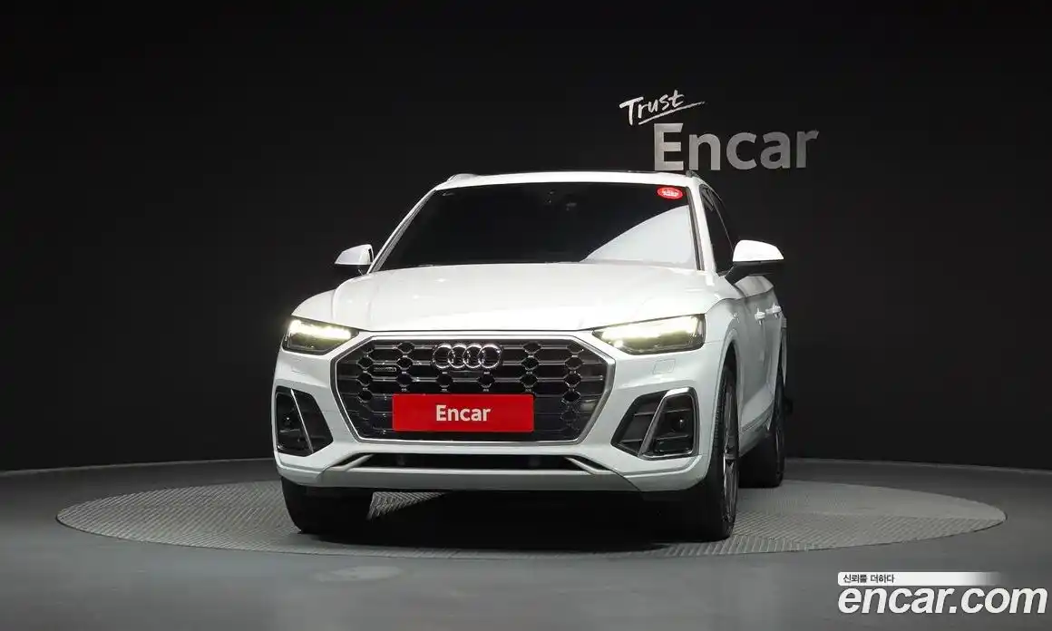 Audi Q5 2023 2.0 Автомат в Москве № 311708, фото 3