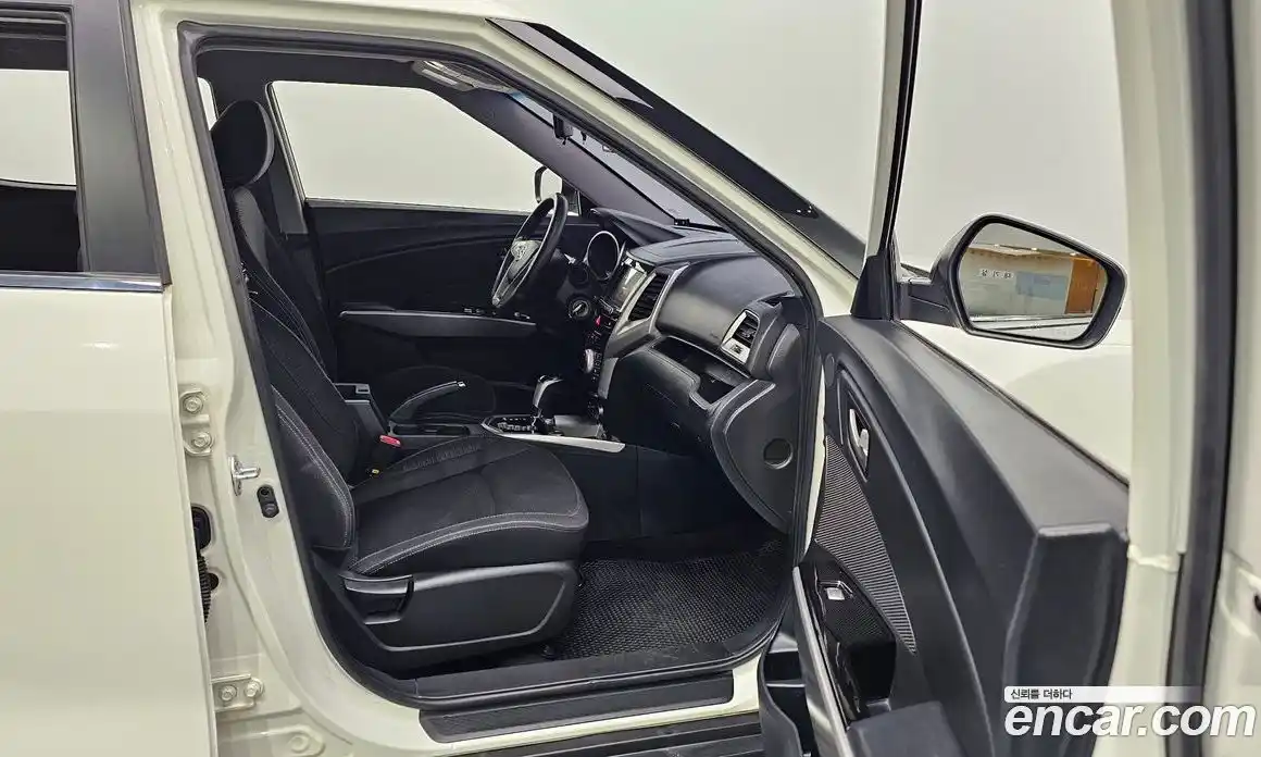 SsangYong TIBOLI 2016 1.6 Автомат в Москве № 31391, фото 14