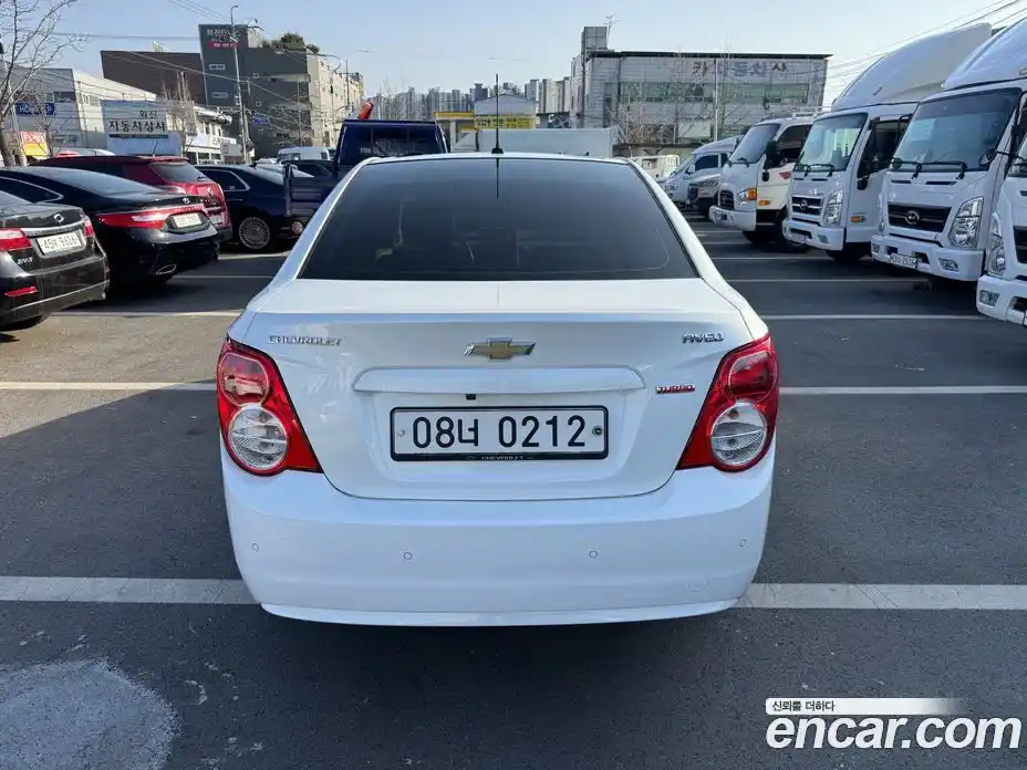 Chevrolet Aveo 2016 1.4 Автомат в Москве № 314922, фото 4
