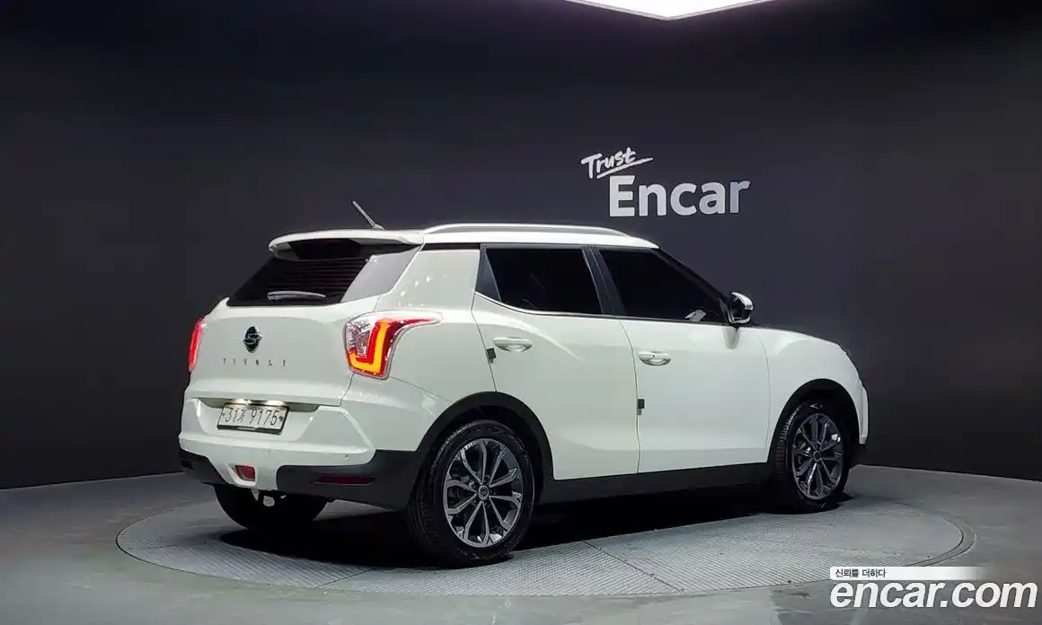 SsangYong TIBOLI 2018 1.6 Автомат в Москве № 324241, фото 3