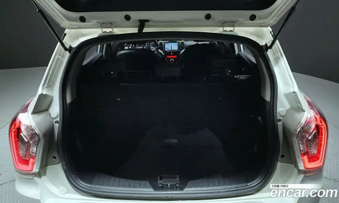 SsangYong TIBOLI 2018 1.6 Автомат в Москве № 324241, фото 6