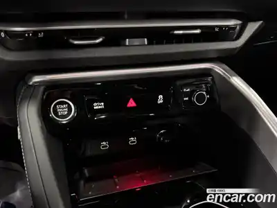 Audi Q5 2025 2.0 Автомат в Москве № 325842, миниатюра 10