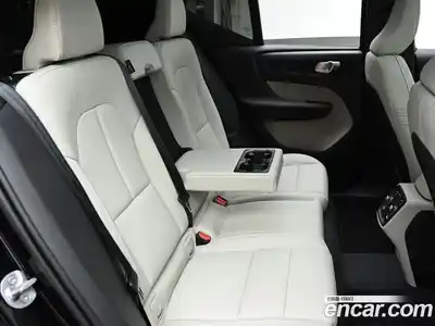 Volvo XC40 2025 2.0 Автомат в Москве № 325969, миниатюра 12