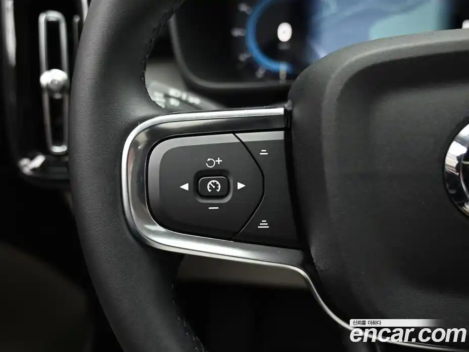 Volvo XC40 2025 2.0 Автомат в Москве № 325969, фото 18