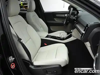 Volvo XC40 2025 2.0 Автомат в Москве № 325969, миниатюра 10
