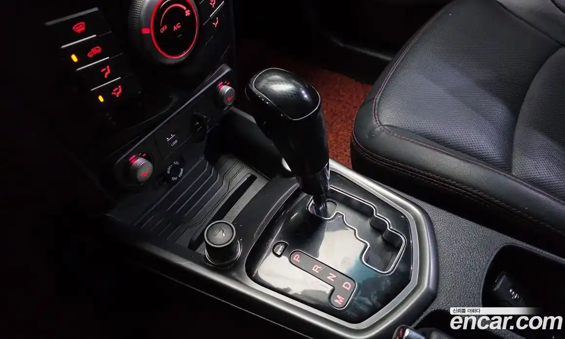 SsangYong TIBOLI 2016 1.6 Автомат в Москве № 34028, фото 6