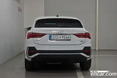 Audi Q3 2024 2.0 Автомат в Москве № 343819, миниатюра 4