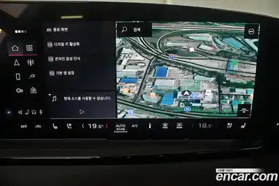 Audi Q6 e-tron 2025 Автомат в Москве № 343838, миниатюра 12