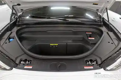 Audi Q6 e-tron 2025 Автомат в Москве № 343838, миниатюра 6