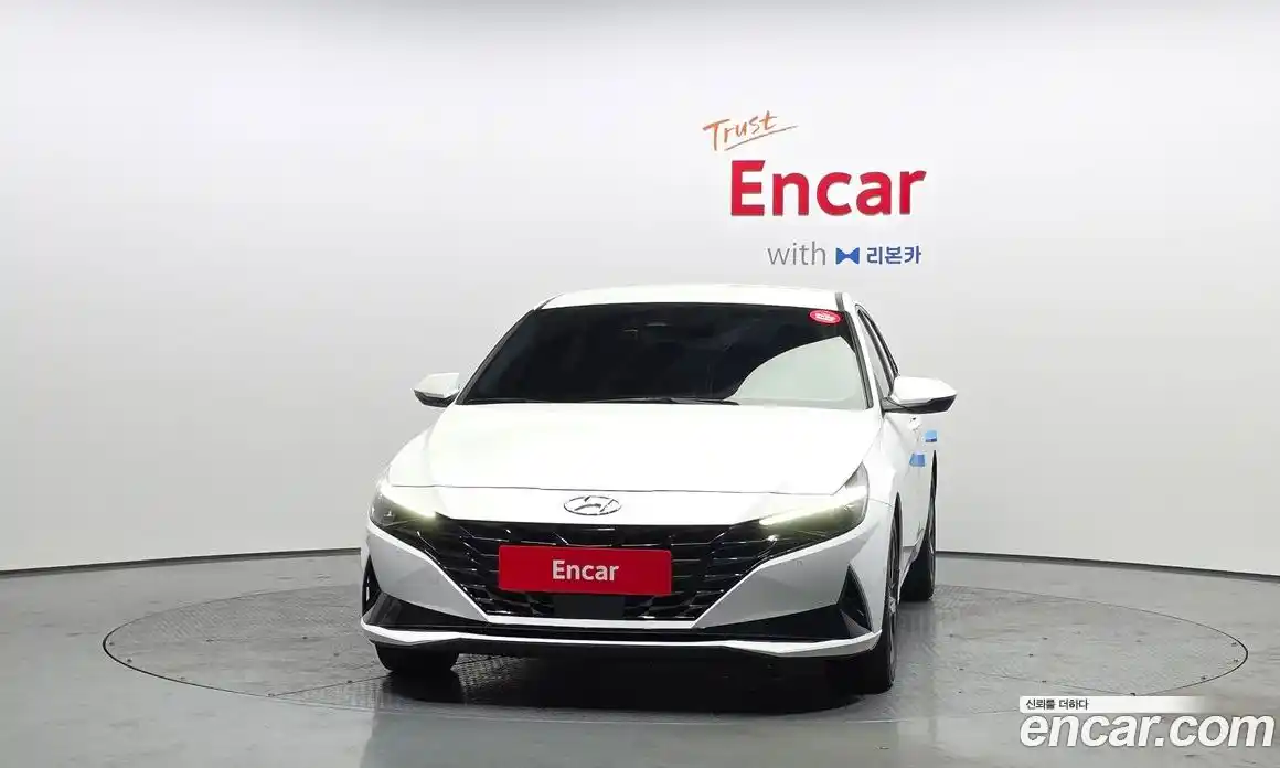 Hyundai Avante 2023 1.6 Автомат в Москве № 355492, фото 3