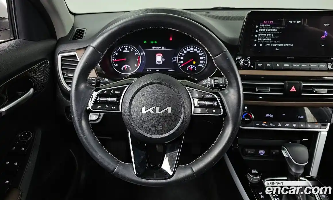 Kia Seltos 2023 1.6 Автомат в Москве № 359572, фото 13