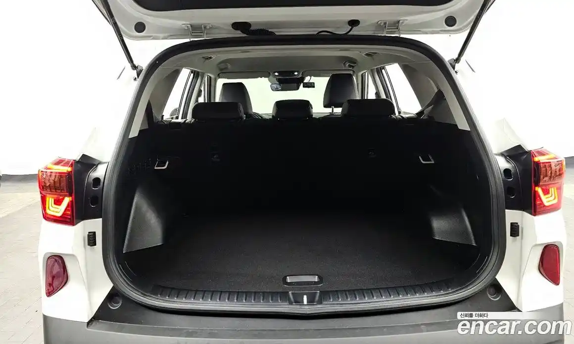 Kia Seltos 2023 1.6 Автомат в Москве № 359572, фото 20