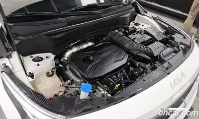 Kia Seltos 2023 1.6 Автомат в Москве № 359572, миниатюра 6