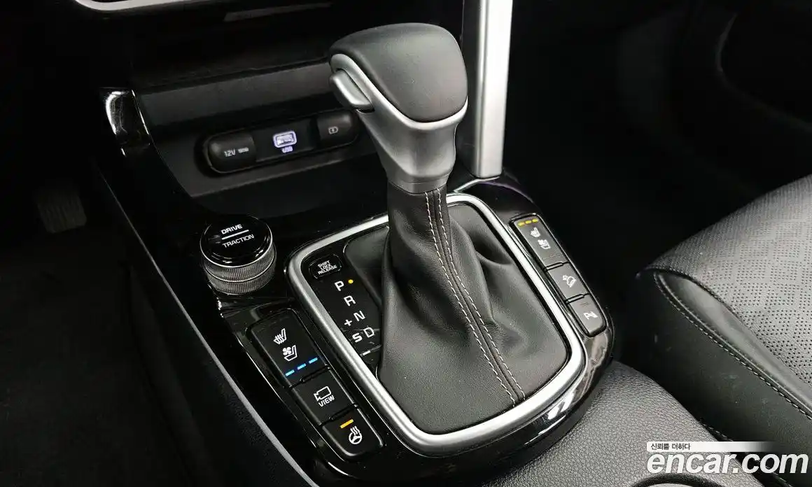 Kia Seltos 2023 1.6 Автомат в Москве № 359572, фото 9