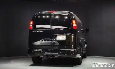 Chevrolet Express Van 2021 6.6 Автомат в Москве № 363517, миниатюра 4