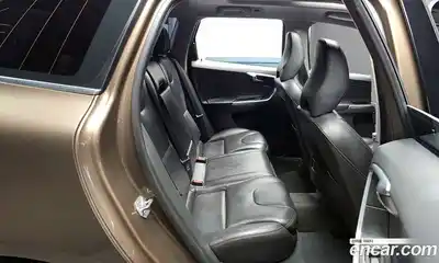 Volvo XC60 2017 2.0 Автомат в Москве № 373919, миниатюра 11