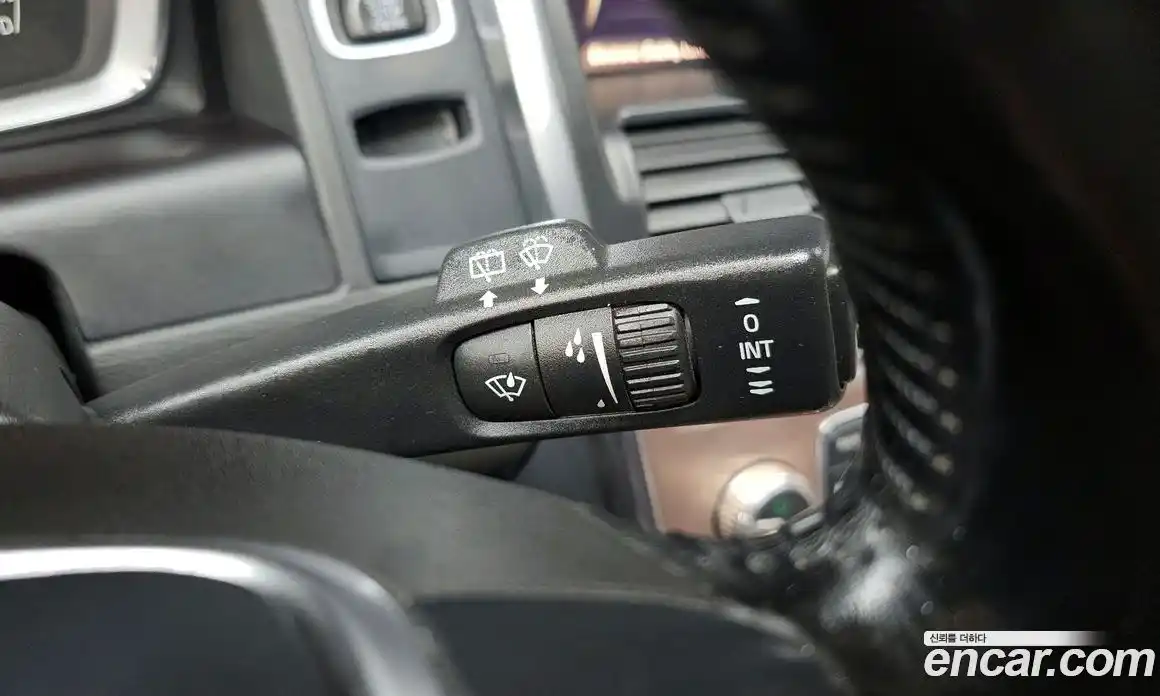 Volvo XC60 2017 2.0 Автомат в Москве № 373919, фото 17