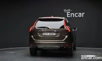 Volvo XC60 2017 2.0 Автомат в Москве № 373919, миниатюра 4