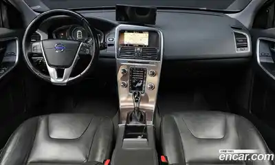 Volvo XC60 2017 2.0 Автомат в Москве № 373919, миниатюра 7